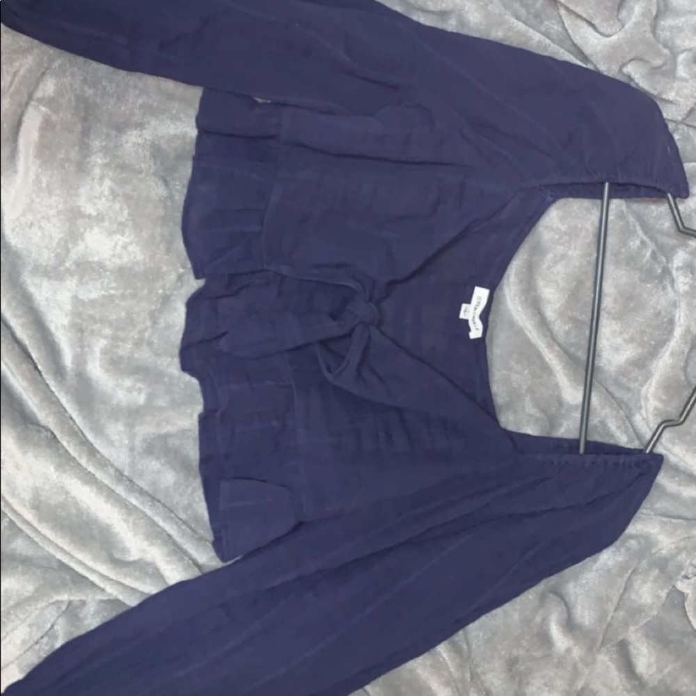 cute long sleeve crop top